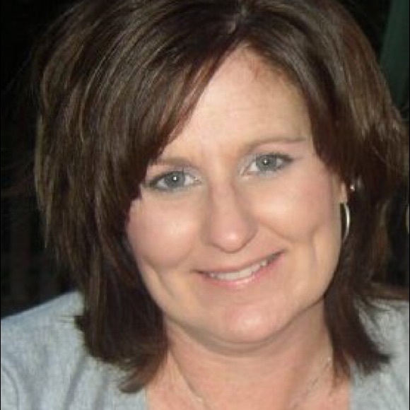 Meet your Posher, Melissa - Picture 1 of 1